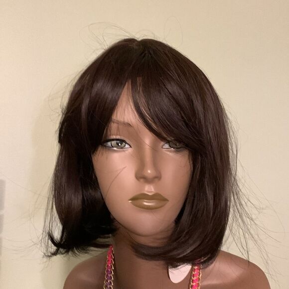 14" & 6" bangs short straight medium length dark brown wig.  Looks/feels amazing - Picture 1 of 10